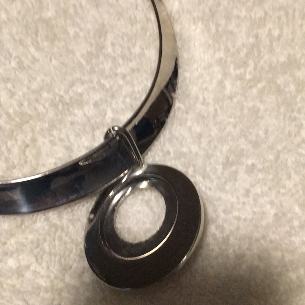 Necklace - Picture 5 of 6